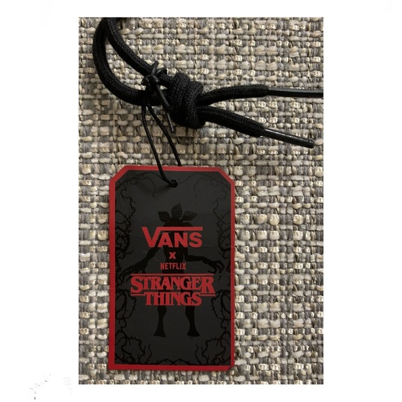 NEW Vans x Stranger Things Special Edition Drawstring Dust Bag - Picture 3 of 8